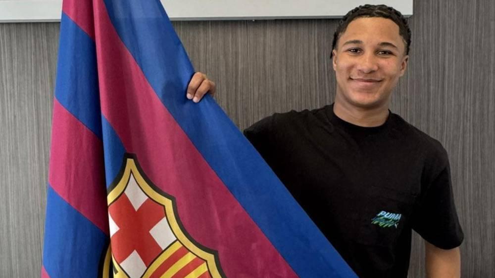 Barcelona Signs Young Winger Ajayi Tavares from Norwich City
