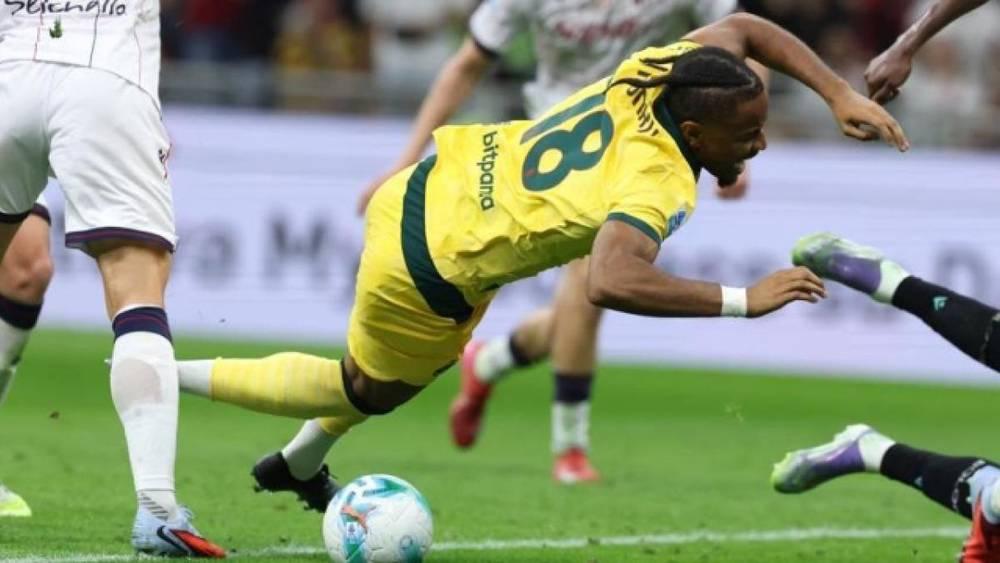 Le Milan AC proteste officiellement auprès de l'Association des arbitres italiens après le match contre Côme