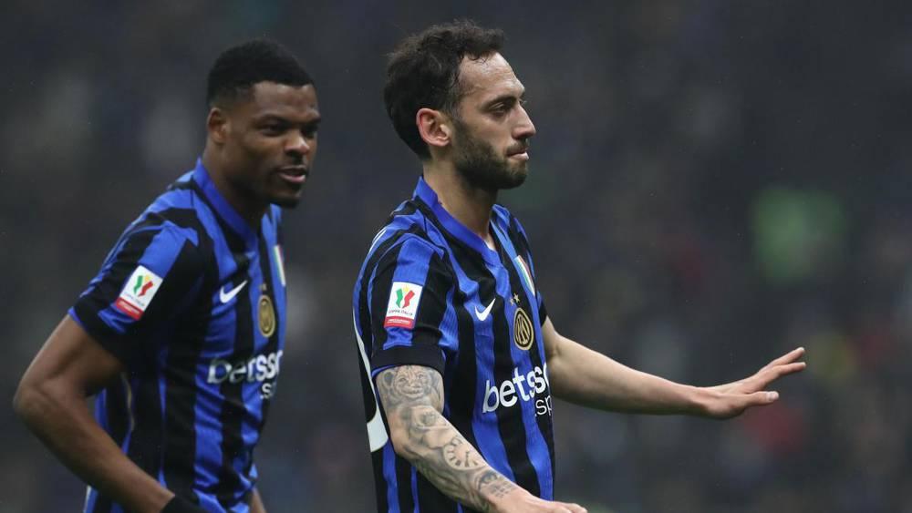 إنترناسيونالي يستعيد تشالهان أوغلو لتدريباته الجماعية ومارتينيز يواصل الغياب