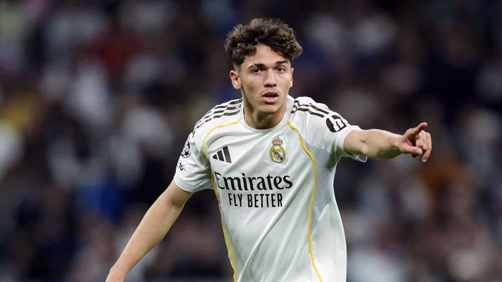 المغربي الأصل بيتارش: "اللعب مع ريال مدريد حلم حقيقي.. كنتُ ألعب معهم على لعبة 'فيفا' والآن أنا معهم بالفعل"