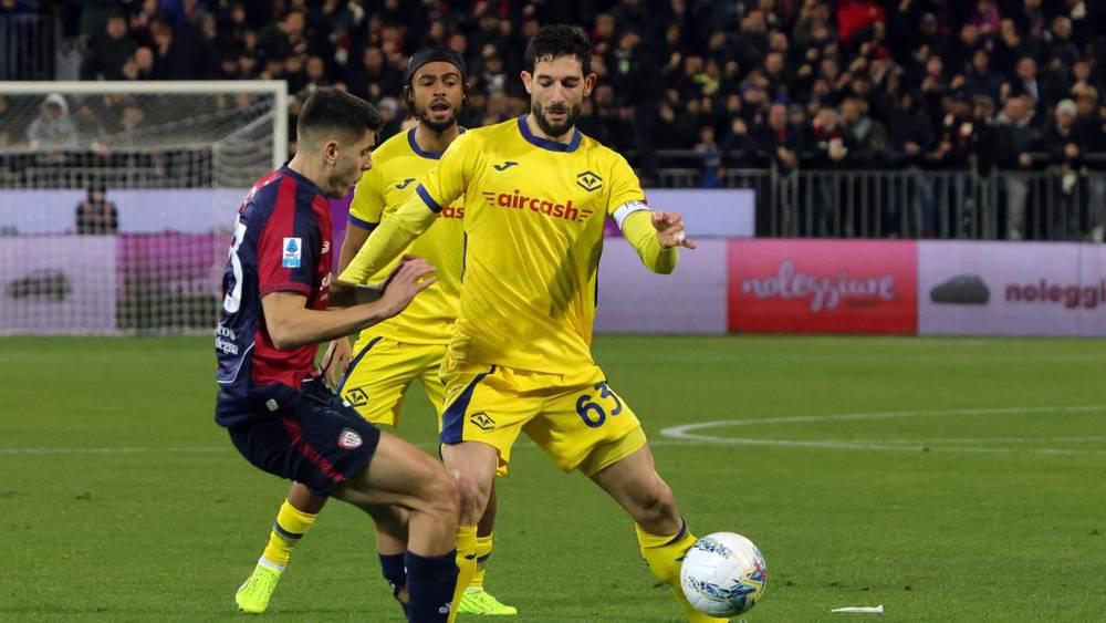 هيلاس فيرونا يستعيد الثلاثي غاليارديني وفالنتيني وأكبرو قبل مواجهة نابولي