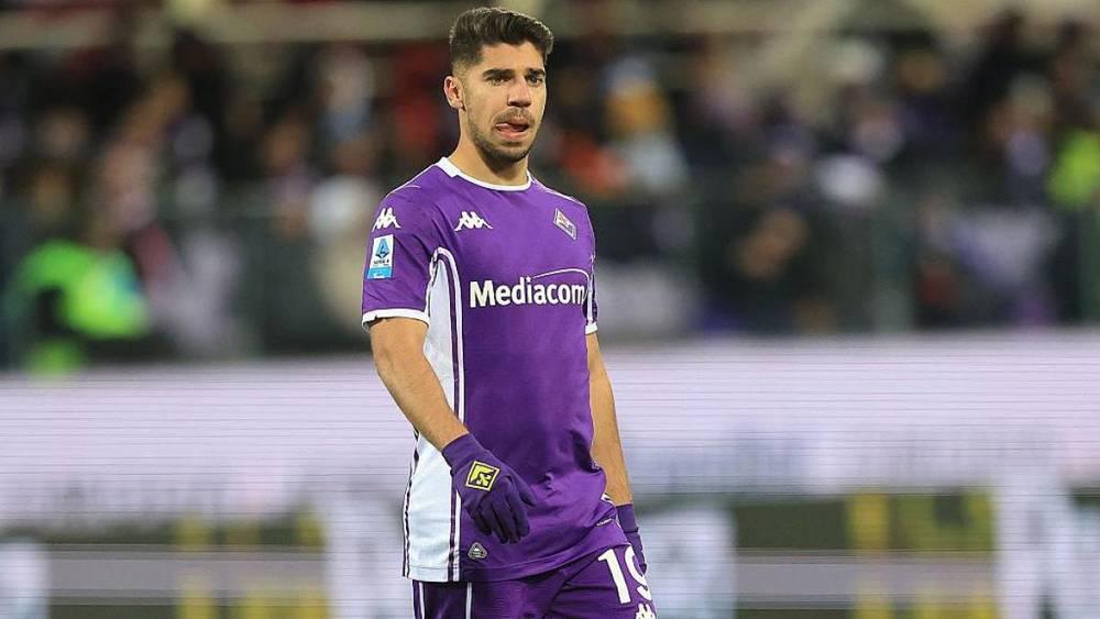 فيورنتينا يعلن إصابة الثنائي سولومون وليزيريني عقب مواجهة الدوري الأوروبي للمؤتمرات