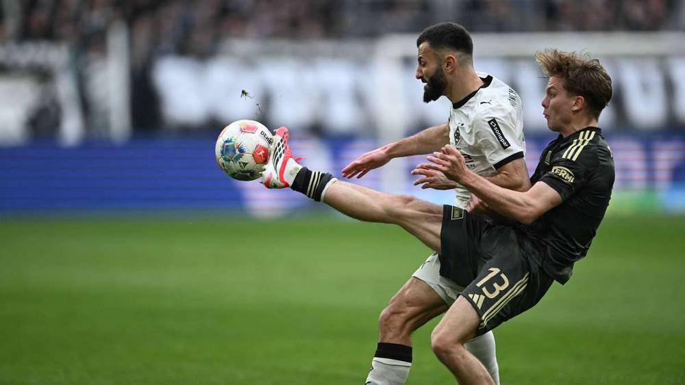 كيفين ديكس يمنح مونشنغلادباخ الفوز على يونيون برلين بركلة جزاء متأخرة في الدوري الألماني