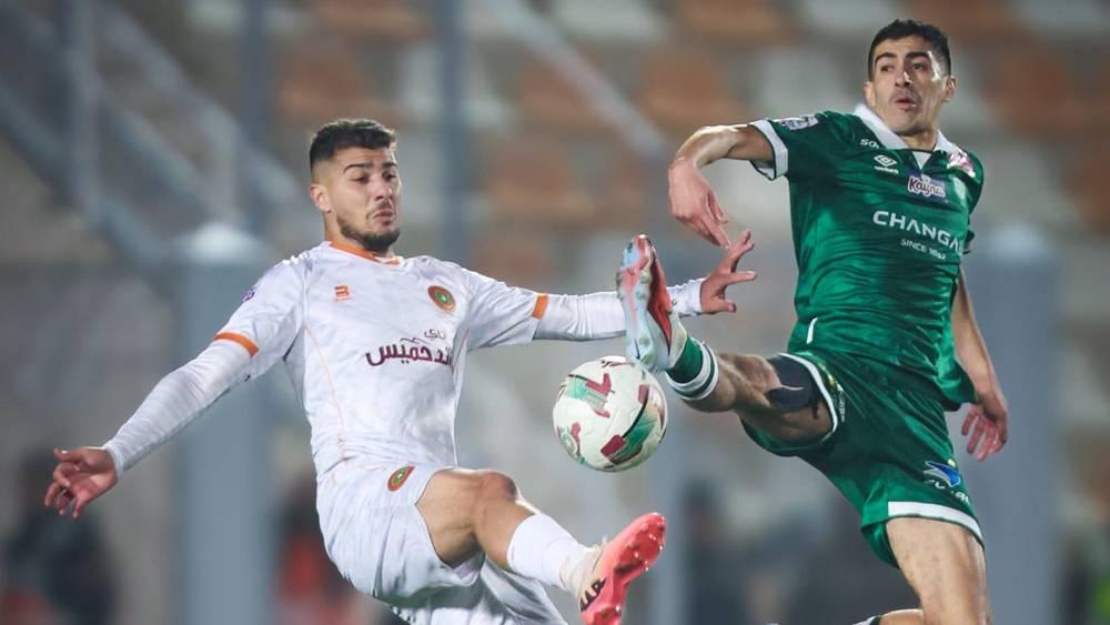 "إيغلز" و"غرين بويز" يدعوان إدارة الرجاء للتصعيد احتجاجًا على التحكيم