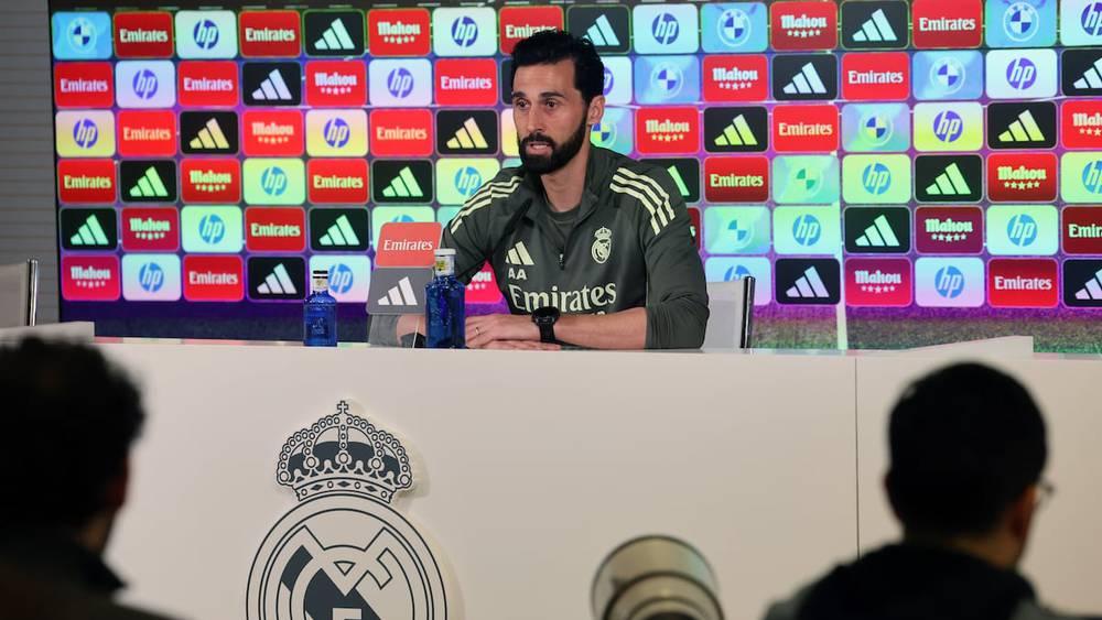 أربيلوا عن توظيف لاعبيه البدلاء من بينهم دياز: "التغييرات لا تعني أن أحدهم يؤدي بشكل سيء"