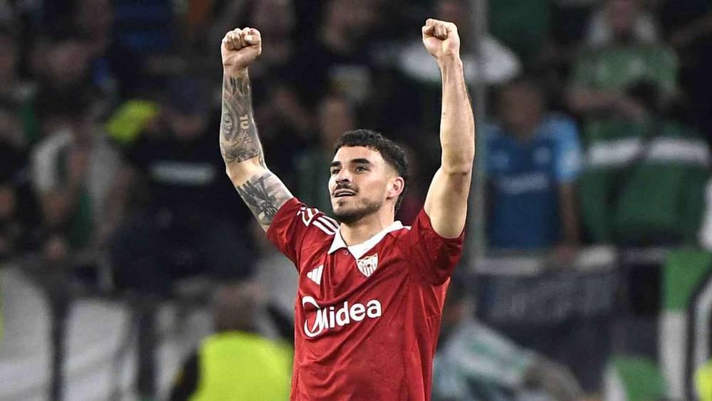 عبد الصمد الزلزولي يساهم في تعادل ريال بيتيس وإشبيلية ضمن منافسات الدوري الإسباني