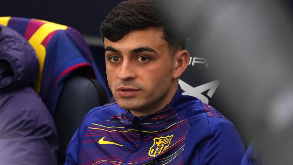 هانسي فليك يحسم موقف بيدري من مواجهة أتلتيكو مدريد في كأس ملك إسبانيا