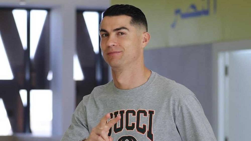 طائرة رونالدو تغادر السعودية متجهة إلى مدريد بسبب الوضع الراهن