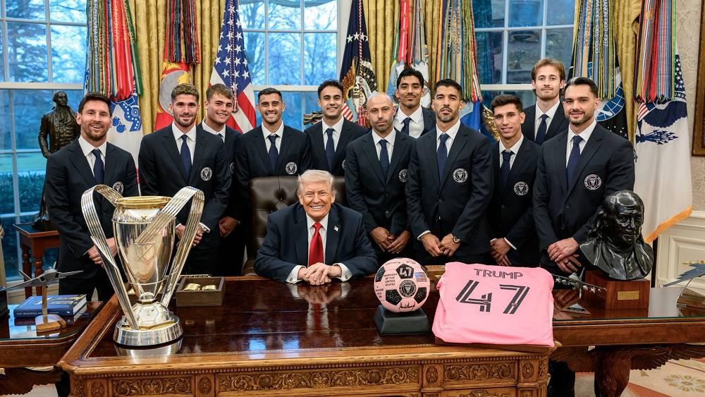 "كنا نتوقع الحديث عن كرة القدم فقط".. ماسكيرانو يعلق على زيارة إنتر ميامي للبيت الأبيض