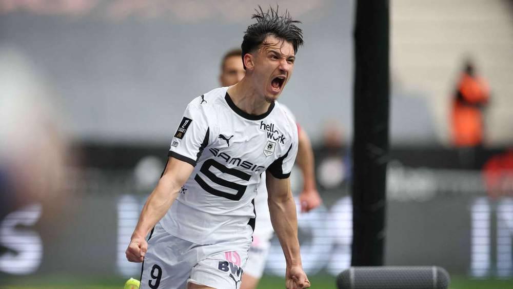 ستاد رين يتفوق على نيس برباعية نظيفة ويعزز مركزه في جدول الدوري الفرنسي