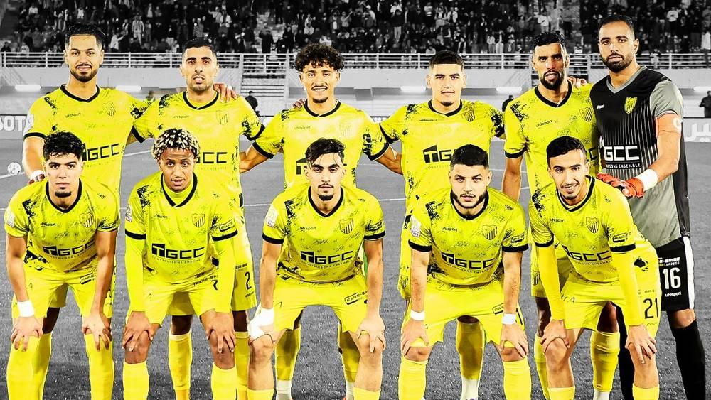 المغرب الفاسي يصدر بلاغا احتجاجيا ينتقد فيه الأخطاء التحكيمية وبرمجة المباريات