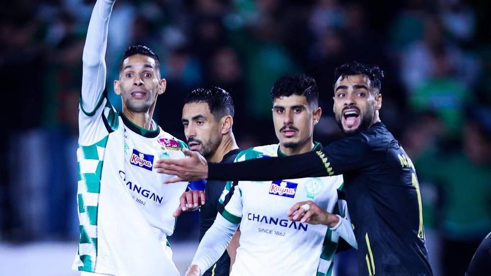 الرجاء يرفض خوض مباريات الإياب في البطولة قبل إجراء جميع مؤجلات مرحلة الذهاب