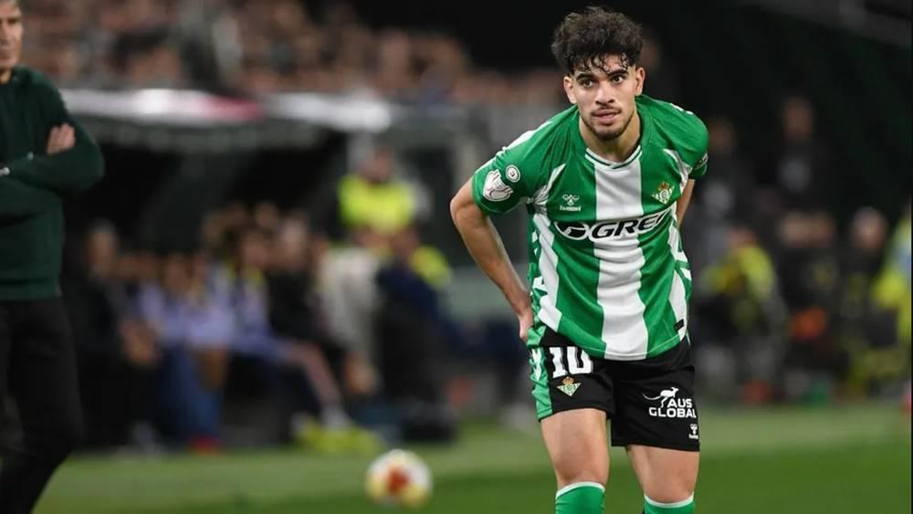 برشلونة يضع الزلزولي ضمن خياراته لتعويض الرحيل المحتمل لراشفورد