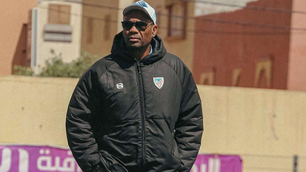 رغم احتلاله للصدارة.. المغرب التطواني يعلن فك ارتباطه بالمدرب الفوهامي