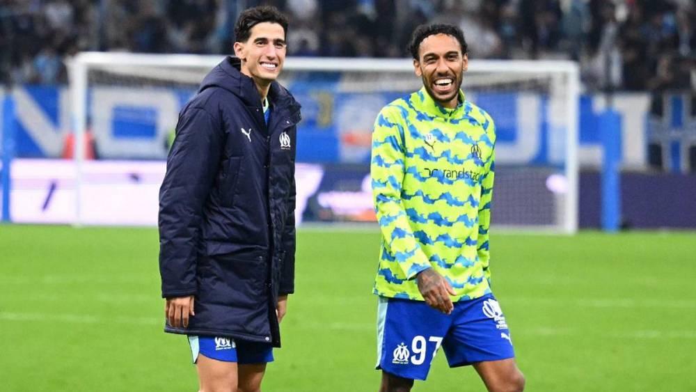 أوباميانغ يدعم أكرد: "لقد كافحتَ لأشهر والآن أَشعرُ بالاطمئنان لمعرفة أن أخي سيعود أقوى"