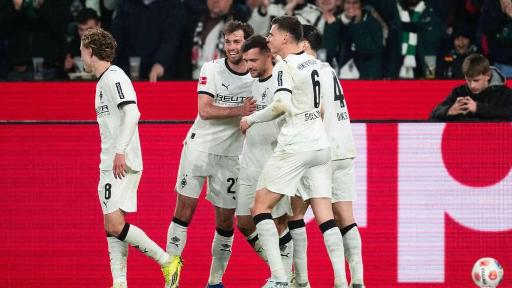 مونشنغلادباخ يهزم سانت باولي بهدفي كيفن ستوغر وفرانك هونورات في الدوري الألماني