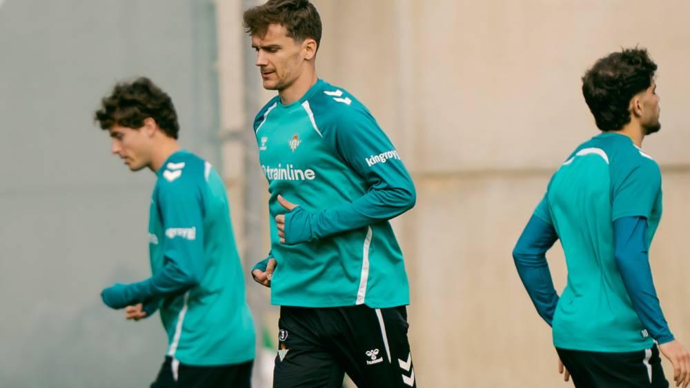 بيليغريني يؤكد غياب دييغو يورينتي عن مواجهة سيلتا فيغو للإصابة