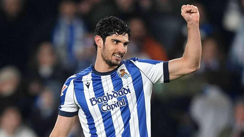 جونسالو جيديز يقود ريال سوسيداد للفوز على أوساسونا بثلاثية في الدوري الإسباني