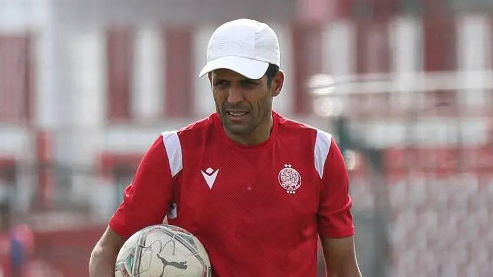 اتفاق الوداد مع عموتة يقرب بنهاشم من حبل الإقالة