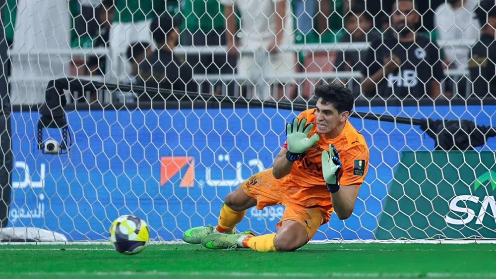 بونو: "أبارك للمنتخب المغربي تتويجه باللقب الأفريقي.. إنه قرار تأخر بعض الوقت"