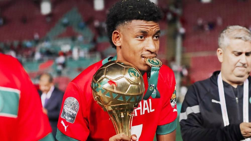 حلحال: "استدعائي للمنتخب المغربي حلم صار حقيقة وسأقدم كل ما لدي لتمثيل بلدي بكل فخر"