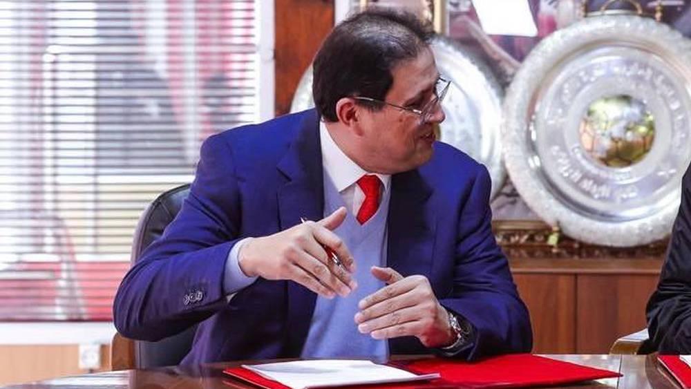 منخرطو الوداد يحمّلون أيت منا مسؤولية الإخفاق ويدقون ناقوس الخطر بعد كشف اختلالات كبيرة في التسيير