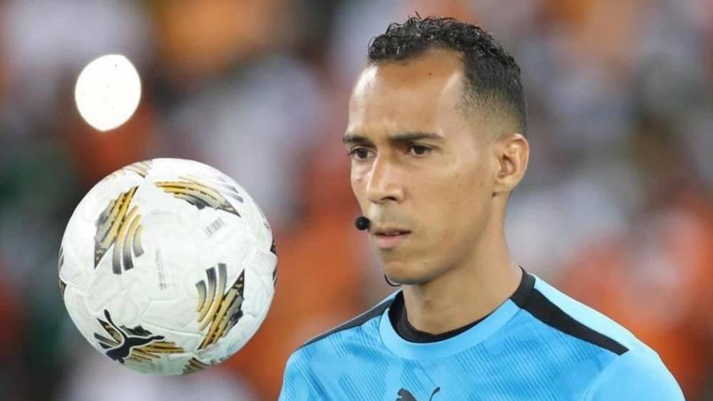 بيراميدز يشكو الحكم الموريتاني دحان بيدا بعد الإقصاء أمام الجيش الملكي