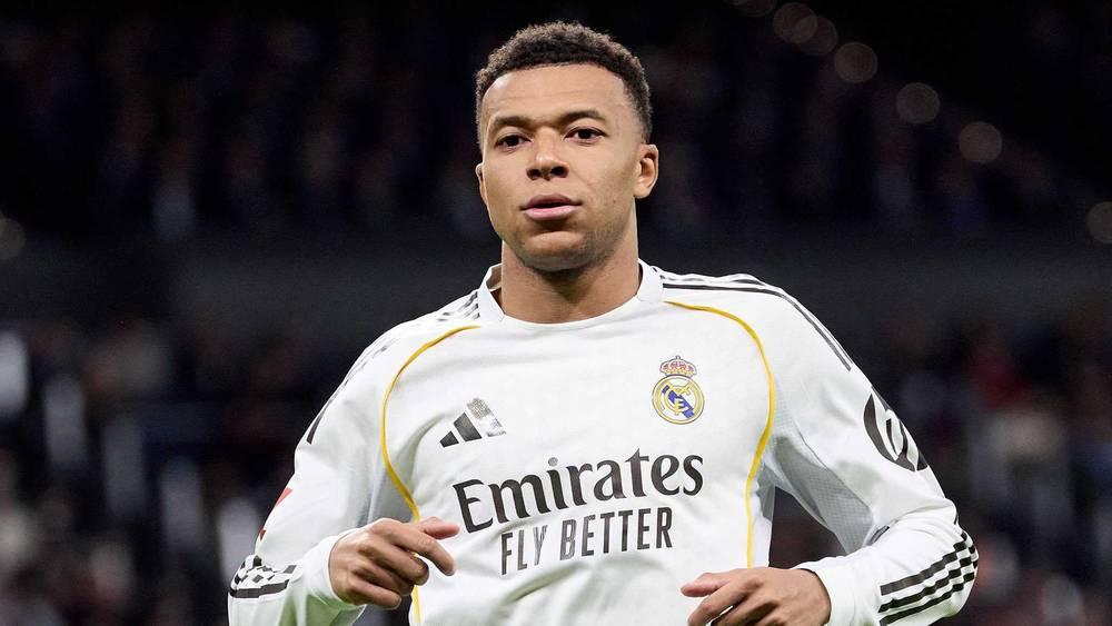 مبابي: "ركبتي بخير.. تعافيت بنسبة 100% بعد العثور على التشخيص الصحيح في باريس"