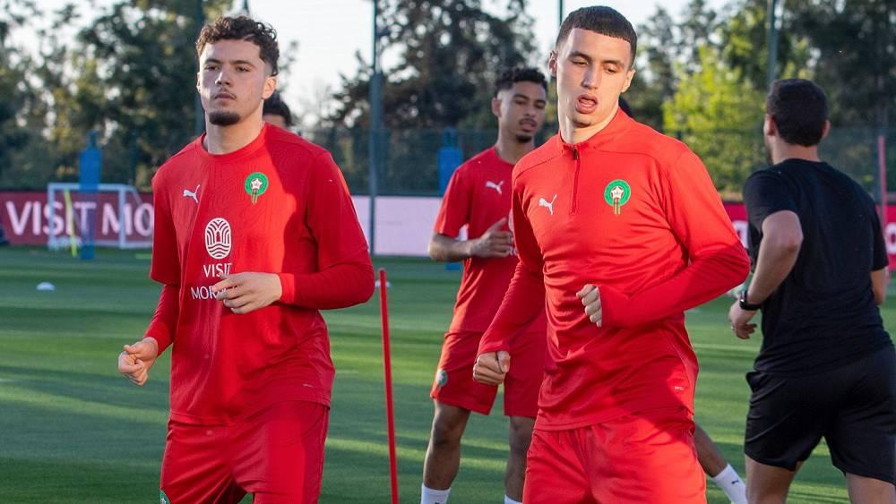 المنتخب المغربي يختتم تحضيراته في مركب محمد السادس قبل السفر إلى مدريد