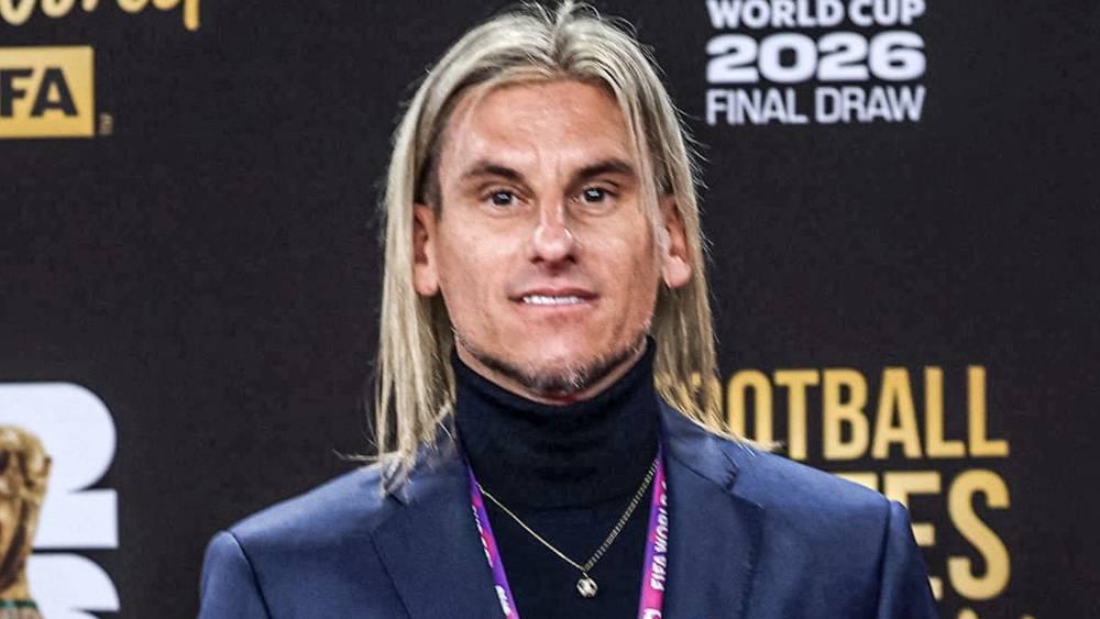 مدرب الإكوادور: "أتوقع أجواء مميزة في مباراة الغد بسبب تواجد جاليتين كبيرتين للإكوادور والمغرب هنا في مدريد"