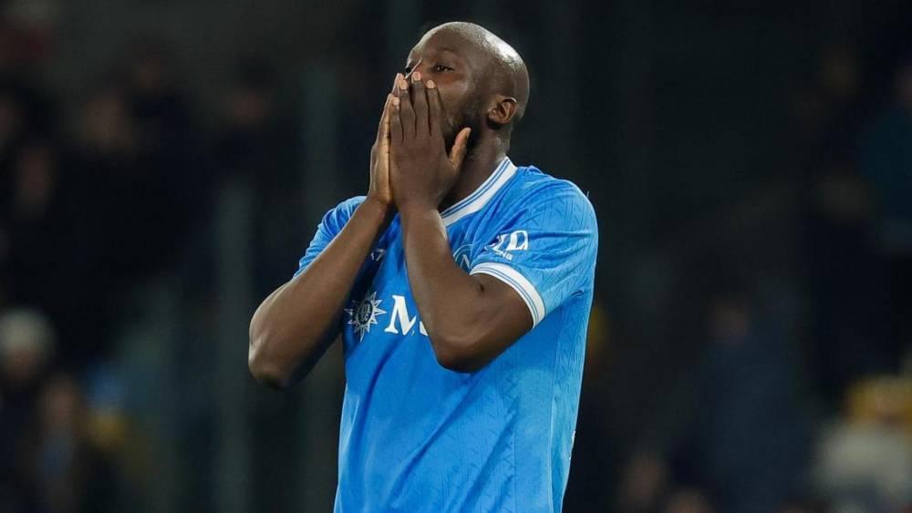 غارسيا ودي بروين يدعمان لوكاكو في أزمة تعافيه مع نادي نابولي