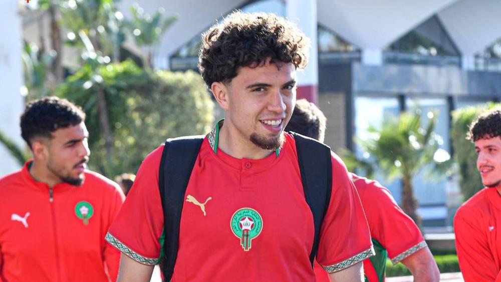 بعثة المنتخب المغربي تشد الرحال صوب فرنسا تأهبا لمواجهة باراغواي وديا