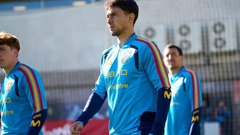 غياب مارتين زوبيميندي عن صفوف المنتخب الإسباني بداعي الإصابة قبل مواجهة مصر