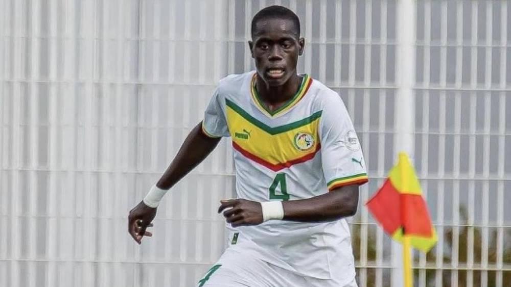 ميلان الإيطالي يعلن التعاقد مع المهاجم المونتينيغري الشاب أندري كوستيتش