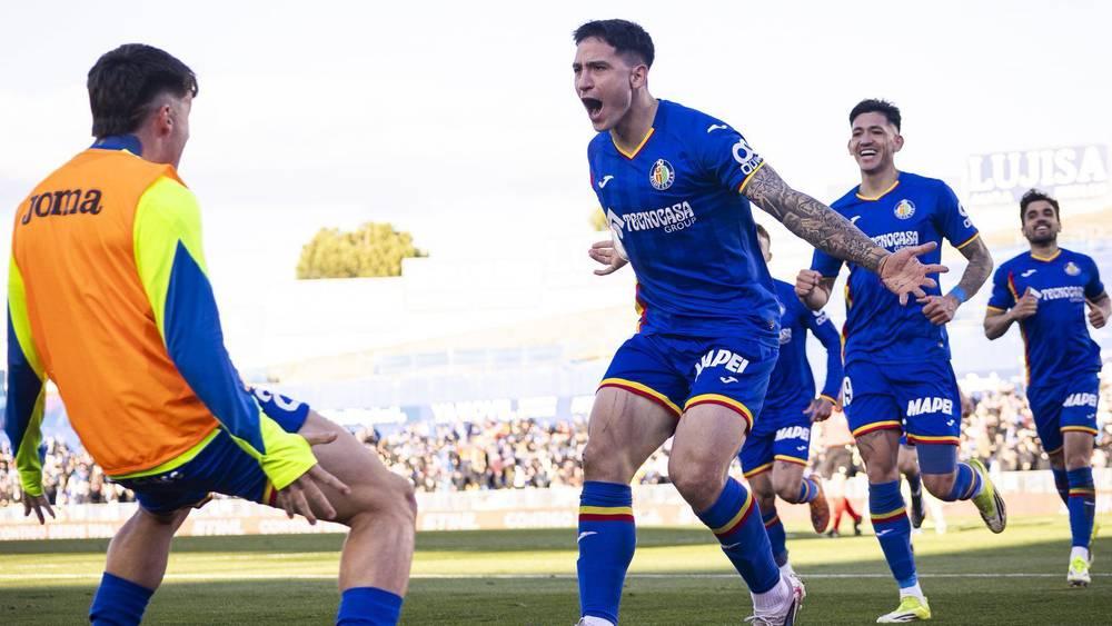 خيتافي الإسباني يحسم التعاقد الدائم مع مارتن ساتريانو حتى عام 2030