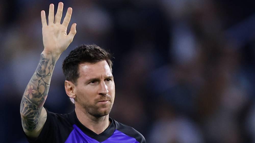 سكالوني: ميسي يملك الحق في تقرير مشاركته بالمونديال وعليه الاستمتاع بالتجربة