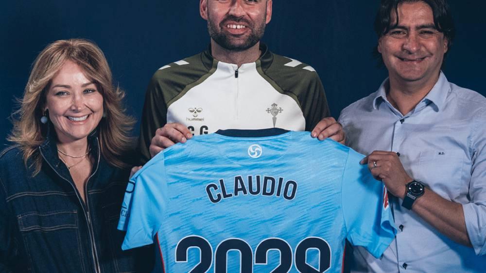 نادي سيلتا فيغو يمدد عقد مدربه كلاوديو خيرالديز رسمياً حتى عام 2028