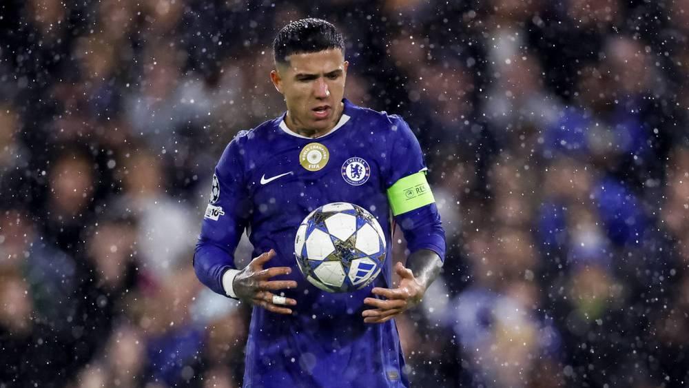 تقارير: اضطرابات في تشيلسي بسبب رغبة إنزو فرنانديز في الانتقال إلى ريال مدريد