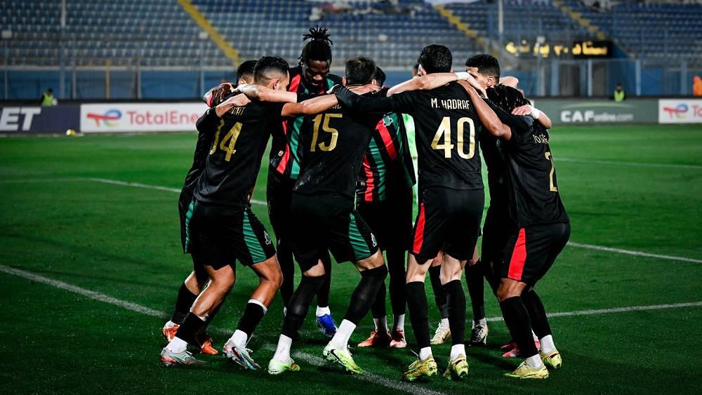 سانتوس يعتمد على نفس تشكيلة مباراة بيراميدز أمام أولمبيك الدشيرة