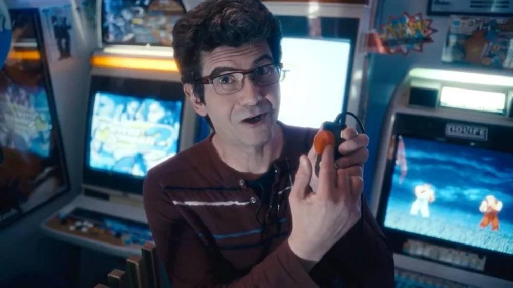 مخرج Alone in the Dark يمول لعبة جديدة لجهاز ميجا درايف مع يد تحكم فريدة