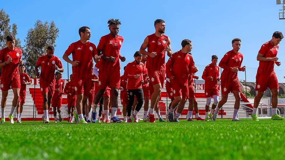 لائحة الوداد لمواجهة الفتح.. غياب ناسي وفيريرا وأبو الفتح وبوشتة مقابل استدعاء بارت والساخي والمترجي