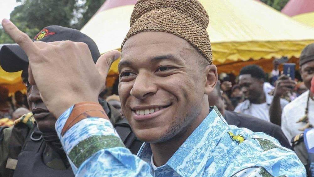 مبابي: "لو لم ألعب لفرنسا.. كنت سأمثل الكاميرون بدل الجزائر بسبب نشأتي على الثقافة الكاميرونية"