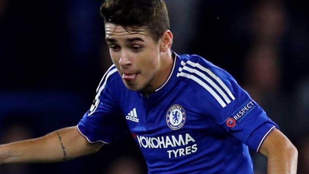 البرازيلي أوسكار يعلن اعتزاله كرة القدم بعد تجربة توقف قلبه خلال التدريبات