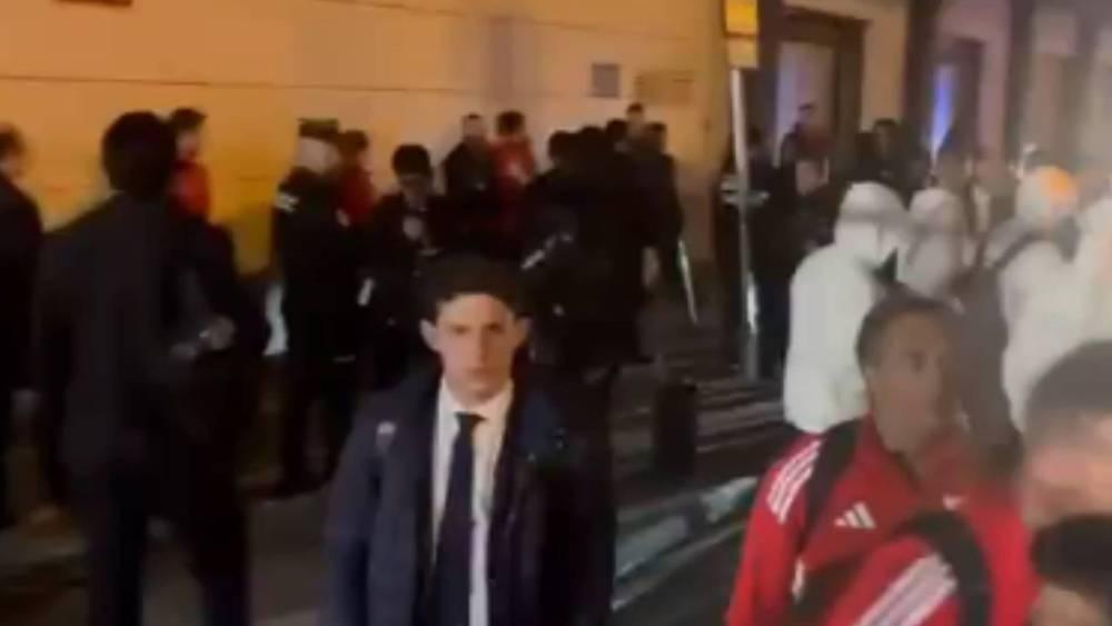 رابطة الليغا الإسبانية تدين التهديدات الموجهة للاعبي إشبيلية وتتعهد بملاحقة المتورطين