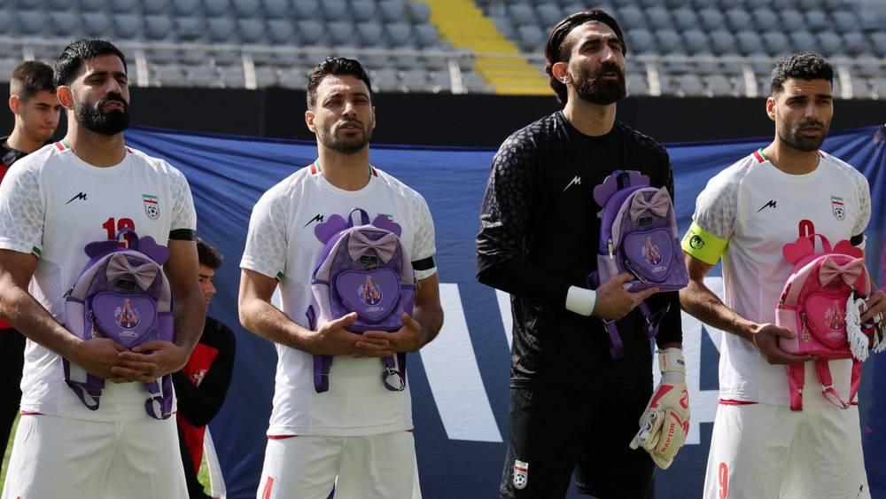 وزير الرياضة الإيراني: "سنشارك في كأس العالم إذا تم قبول طلب نقل مبارياتنا من الولايات المتحدة إلى المكسيك"