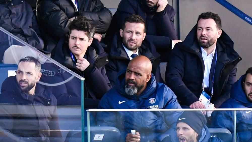 يوهان كاباي ينفي شائعات رحيله عن باريس سان جيرمان ويؤكد التزامه بمشروع الأكاديمية