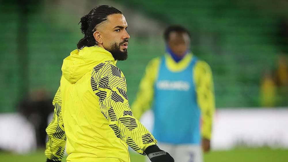 عمران لوزا يثير اهتمام أندية إنجليزية وخليجية بعد أدائه القوي رفقة واتفورد