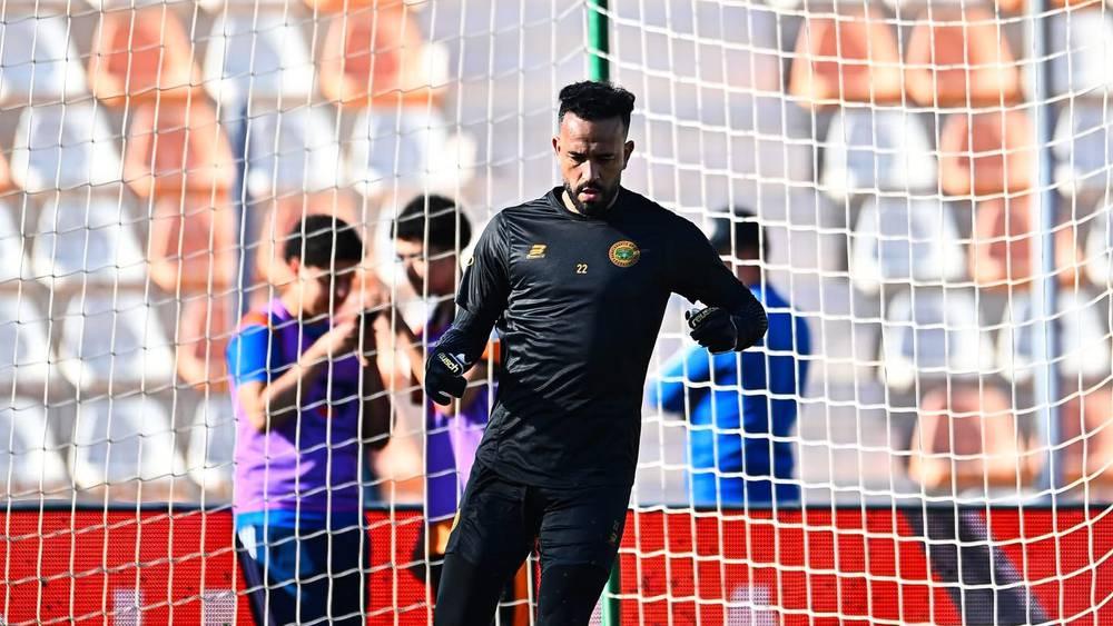 الزنيتي: "نهضة بركان والجيش الملكي سيحاولان تشريف الكرة المغربية"