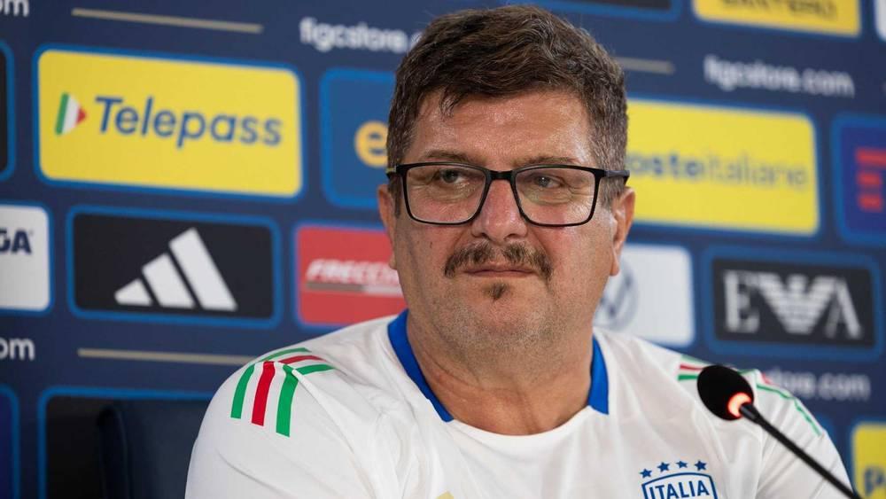 الاتحاد الإيطالي يعلن تعيين مدرب منتخب تحت 21 عاما "بالديني" لقيادة المنتخب الأول