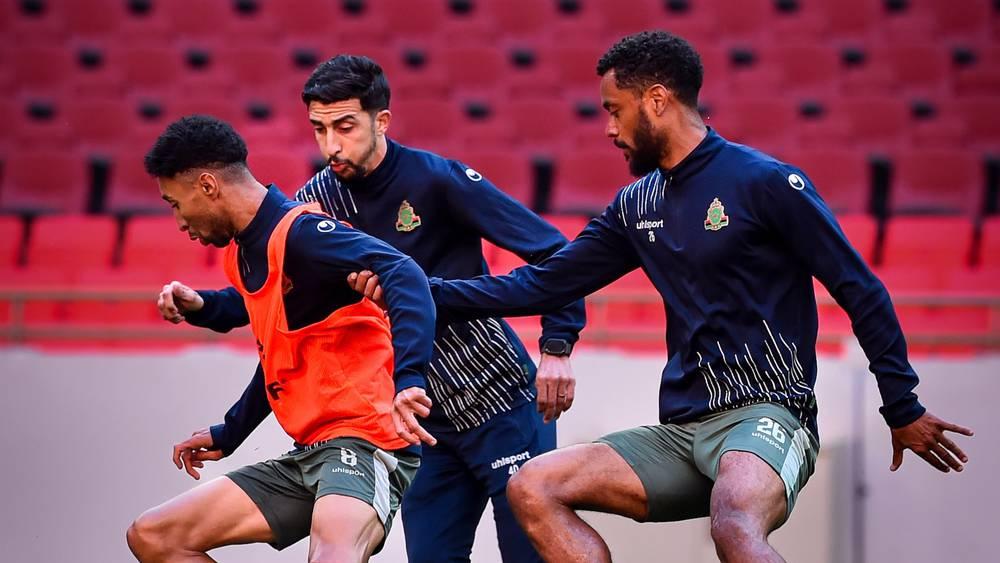 الجيش الملكي ينهي تحضيراته لمواجهة نهضة بركان في نصف نهائي عصبة الأبطال